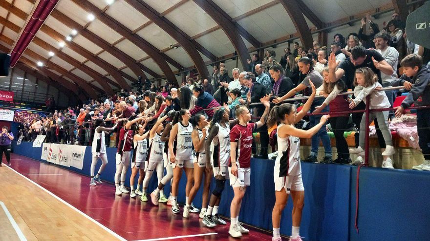 El movimiento feminista denuncia que el Lointek Gernika es "responsable de la impunidad" de Mario López