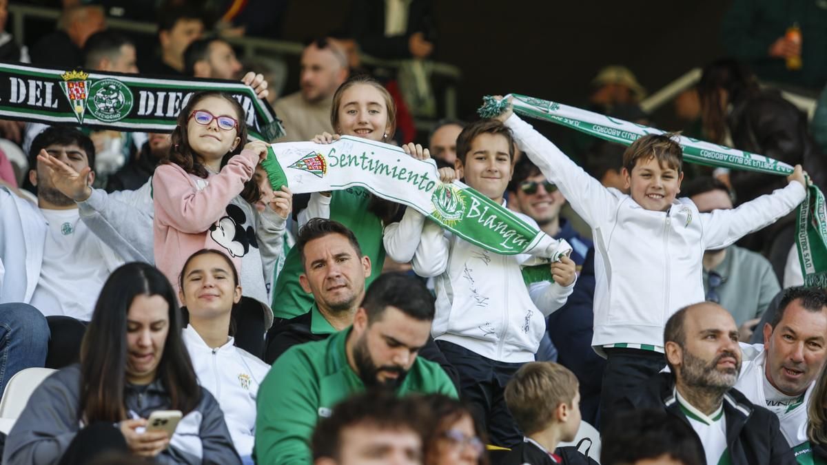 Grada Blanquiverde del Córdoba CF - SD Eibar