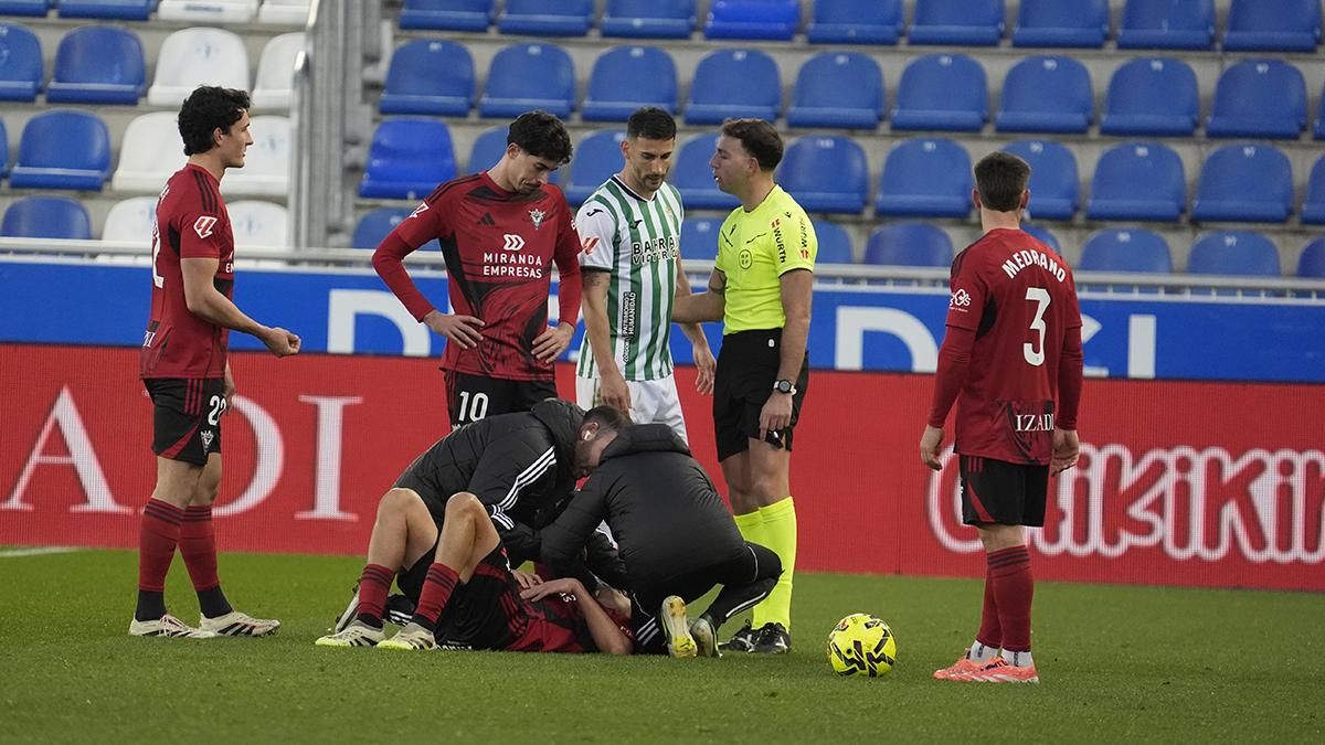 Las imágenes del CD Mirandés - Córdoba CF