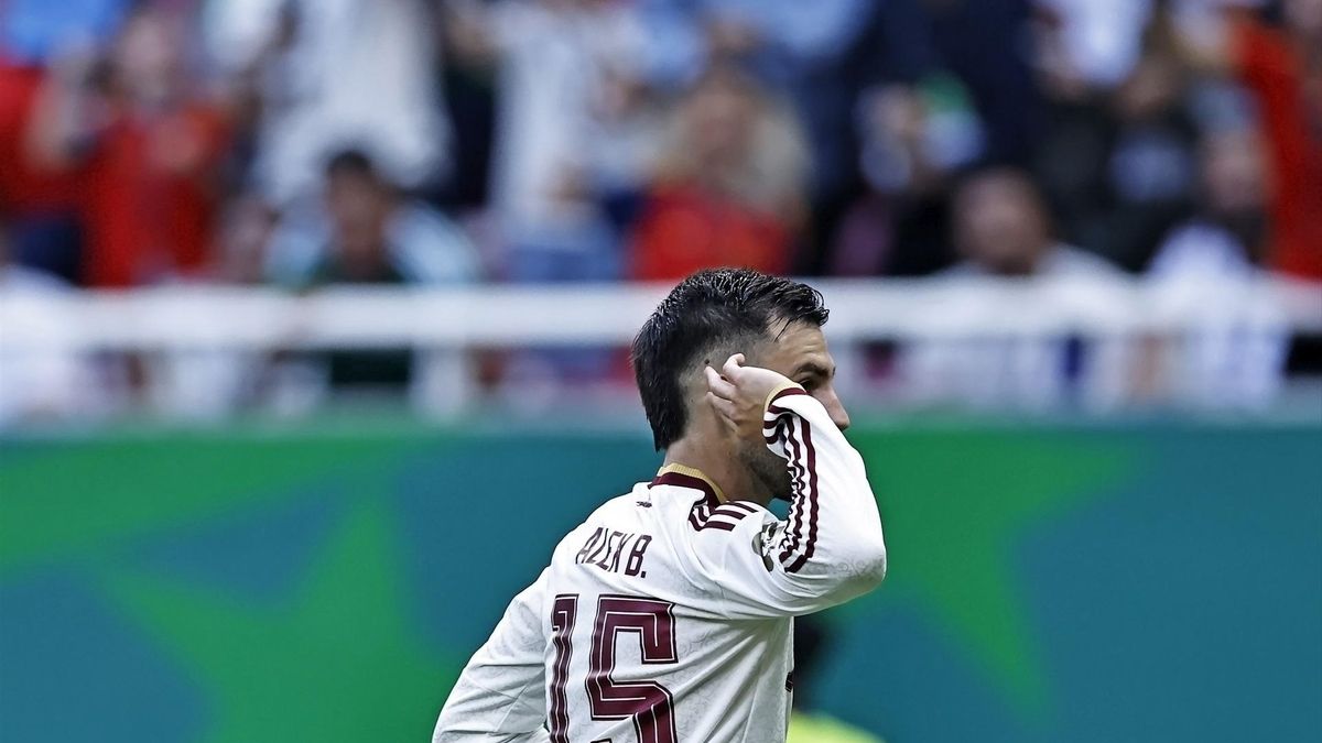 España evita a la Argentina de Messi y sume a Uruguay en un drama nacional
