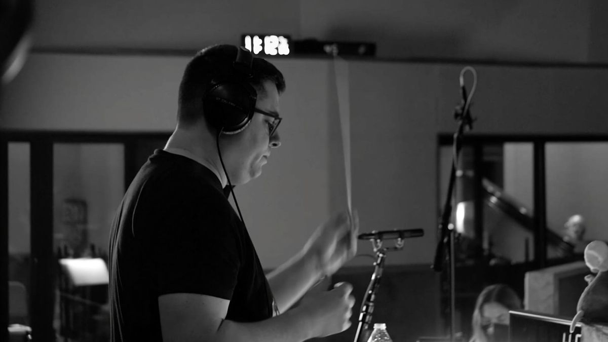 Héctor Munoz, en un estudio de grabación.