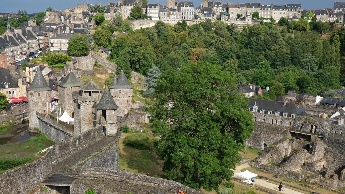 Dos por uno: Fougeres, el mejor castillo de Francia a dos pasos del Monte Saint-Michel