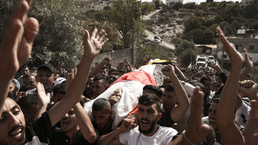 Mueren 45 personas en un ataque israelí a otro campamento de refugiados palestinos en Gaza