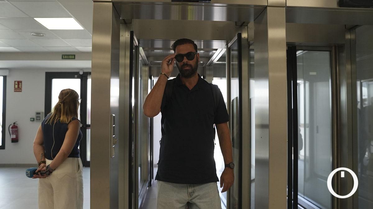 Llegada al aeropuerto de Córdoba del primer vuelo de Vueling desde Barcelona