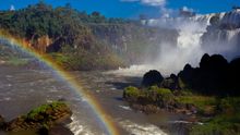 Cataratas del Iguazú; una de las siete maravillas naturales del mundo. Viajar Ahora