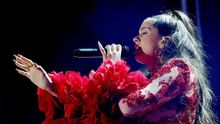 Rosalía se corona ante 11.000 silenciosos afortunados