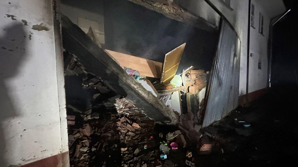 Arde una casa en Valderilla de Torío