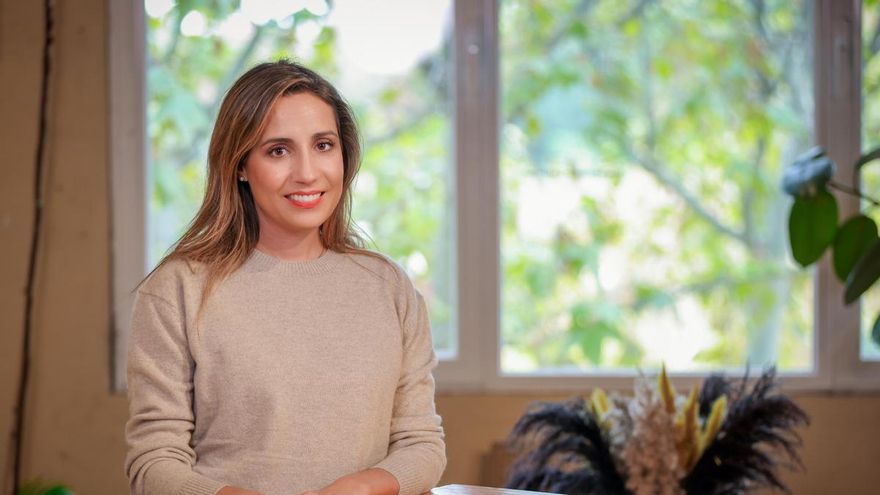 Ángela Banzas, finalista del Premio Planeta 2025: "No estamos en la posguerra, pero hay mucho aislamiento"