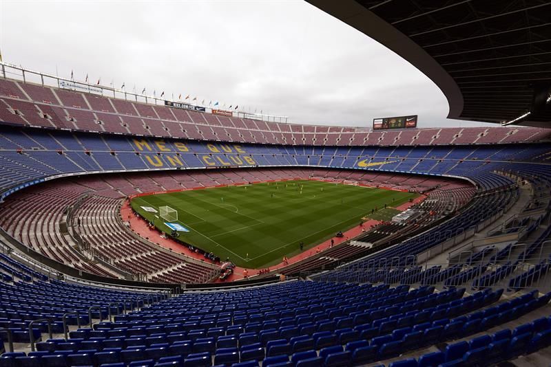 El Camp Nou vacío. EFE/Alejandro García.