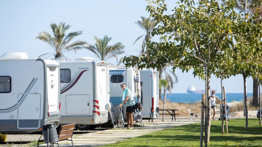 Los cámpines prevén una ocupación del 80 % en verano hasta niveles precovid