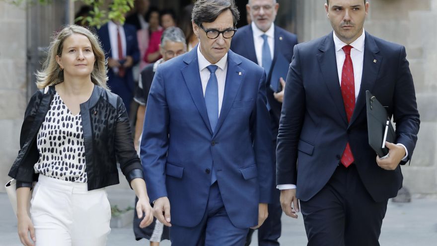 Catalunya prepara una ley para acabar con la cita previa obligatoria en los servicios públicos