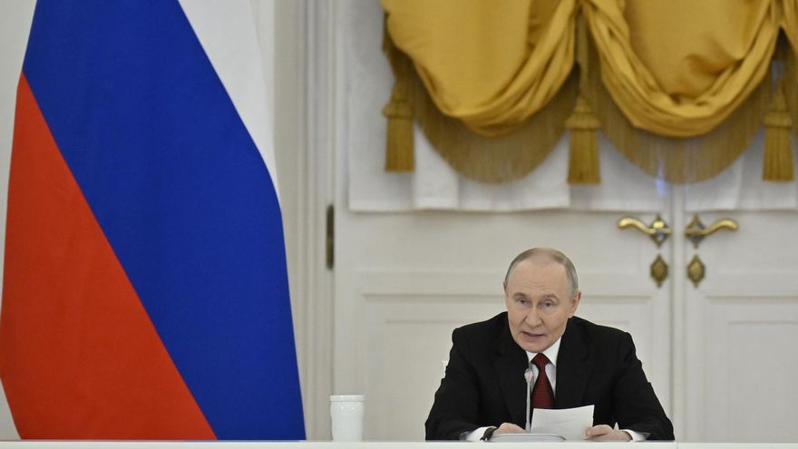 Por la IA, Putin dijo que Rusia necesitará 12 millones de trabajadores y reconfigurará la formación laboral