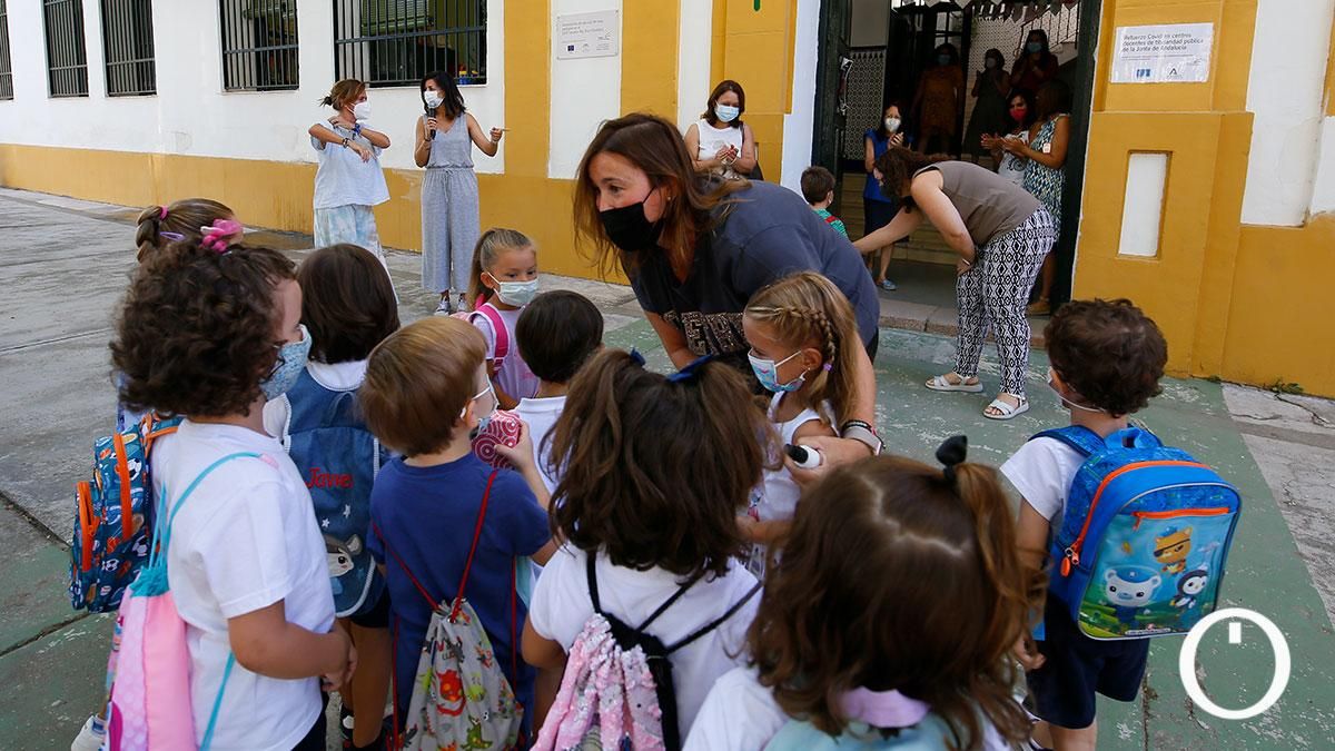 Primer día de colegio en el colegio Cronista Rey Díaz