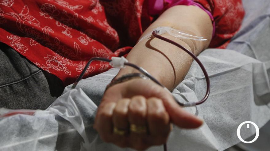 Las reservas de sangre, en nivel bajo por falta de donaciones y aumento del consumo