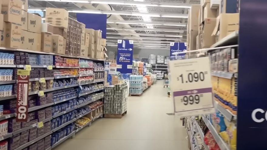 Las tres planchas: salario, empleo y dólar, la otra fórmula para bajar la inflación