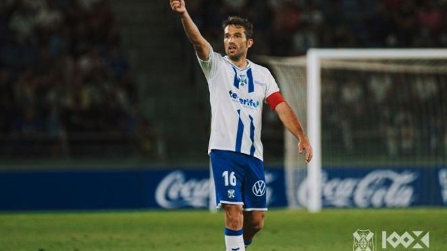 Aitor Sanz seguirá capitaneando el buque blanquiazul