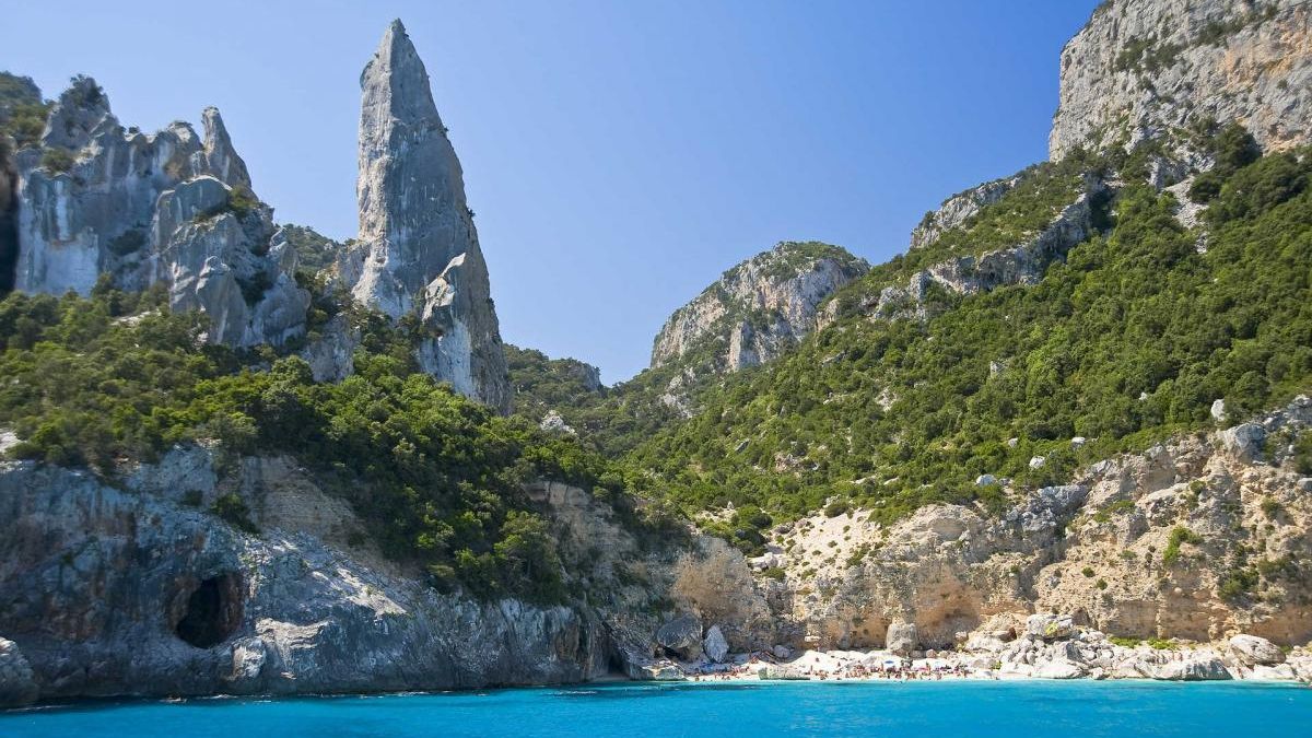 La "catedral del mar" de Cerdeña que nadie conocía antes de 1981: así se descubrió Cala Goloritze