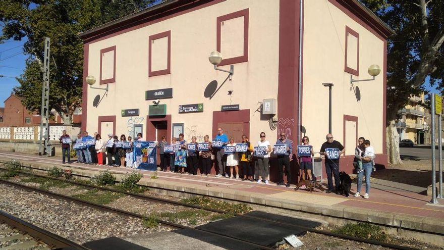 La provincia de Huesca no quiere perder su último tren