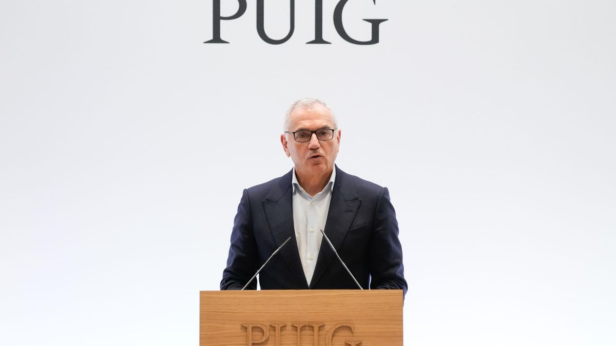 Puig se dispara casi un 15% en Bolsa por su posible fusión con Estée Lauder