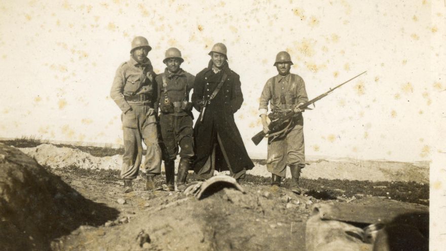 Soldados republicanos en Fuentes del Jarama en febrero de 1937.