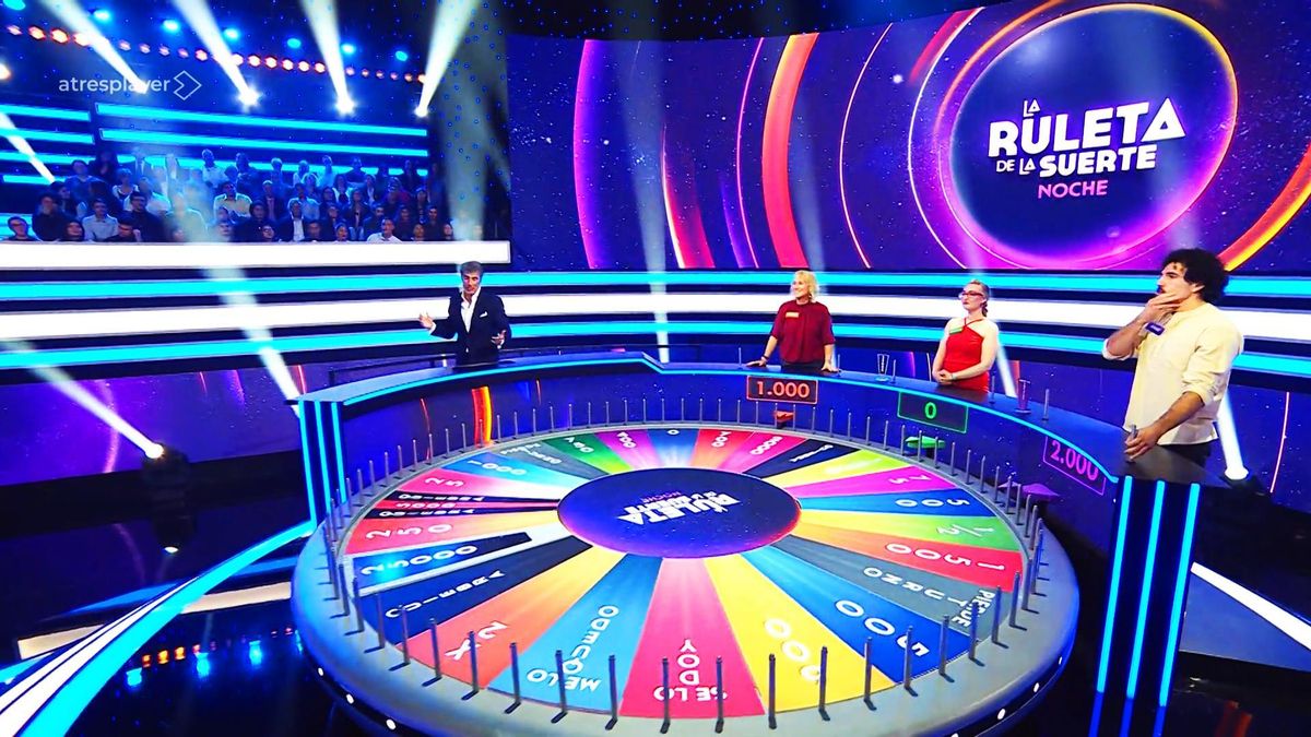 'La Ruleta Noche' (11.6%) lidera a la baja pero con ventaja suficiente sobre el cine de La 1 y Telecinco