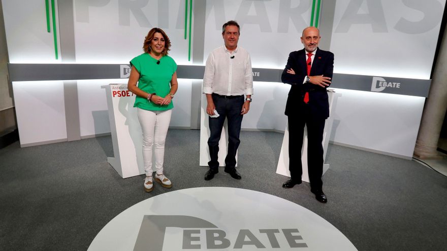 Los tres candidatos socialistas a la Presidencia de la Junta de Andalucía Susana Díaz, Juan Espadas (c) y Luis Ángel Hierro, durante el debate organizado por el partido, cinco días antes de que se abran las urnas para los militantes de este partido.EFE/José Manuel Vidal