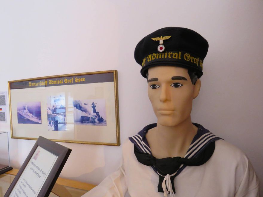Uniforme original del Graf Spee en el Museo de Historia de Villa General Belgrano.