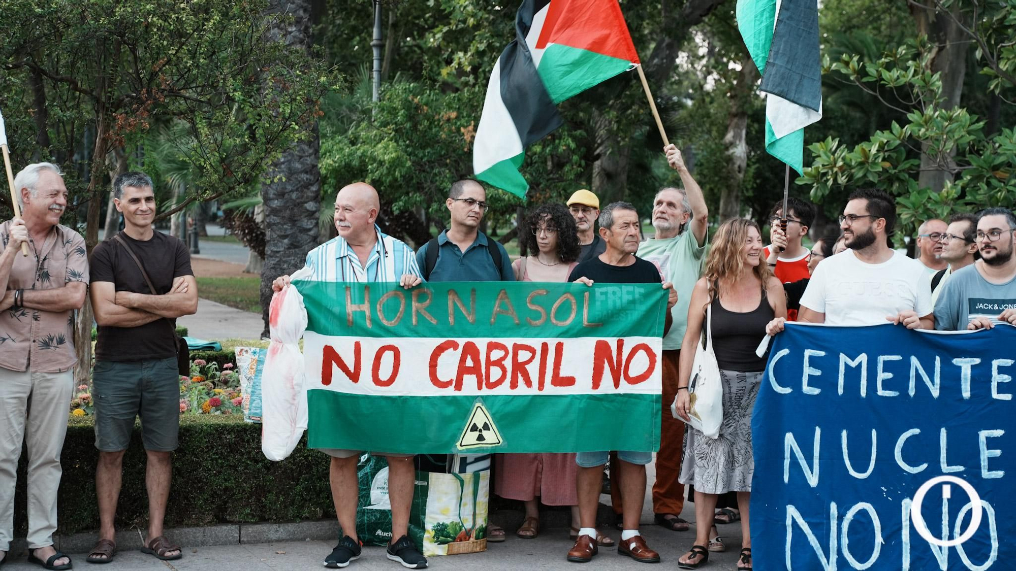 Concentración por el 80º aniversario del bombardeo de Hiroshima y Nagasaki, contra el rearme y las guerras.