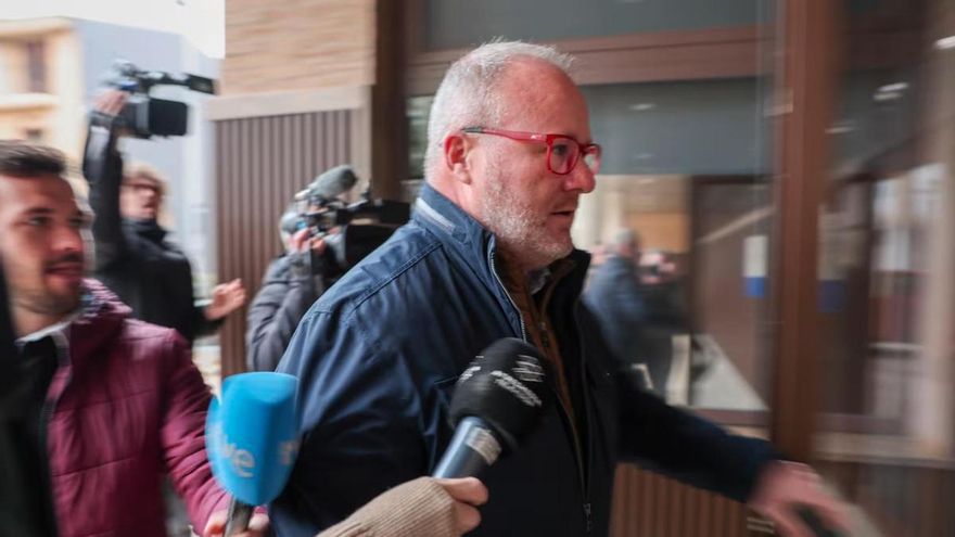 El diputado de Bomberos del PP que participó en el Cecopi dijo 90 veces ante la jueza de la dana que no recordaba nada