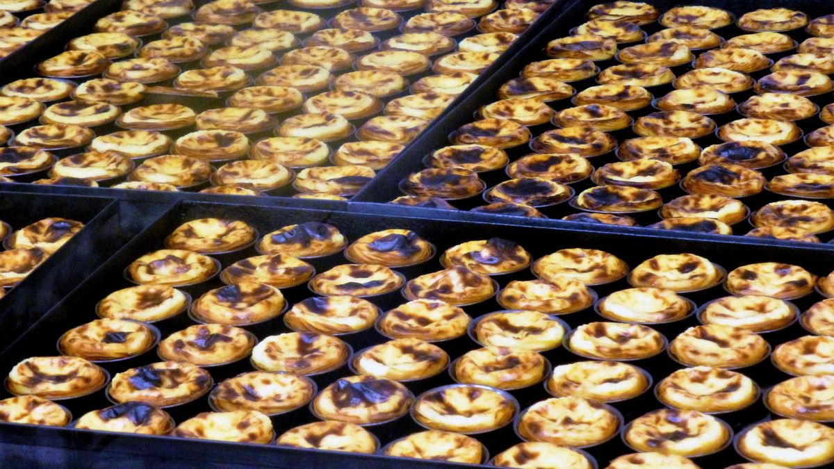No, el pastel de nata y el pastel de Belém no son exactamente lo mismo: el dulce portugués que guarda una receta secreta desde 1837