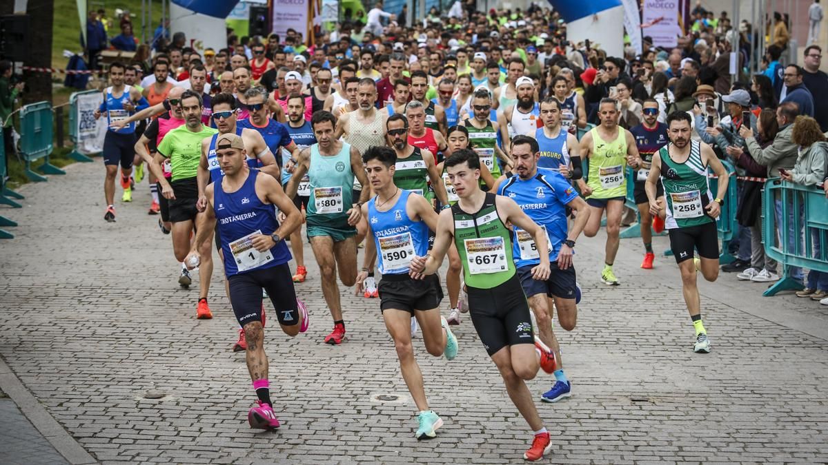 Las imágenes de la Carrera Popular Puente Romano