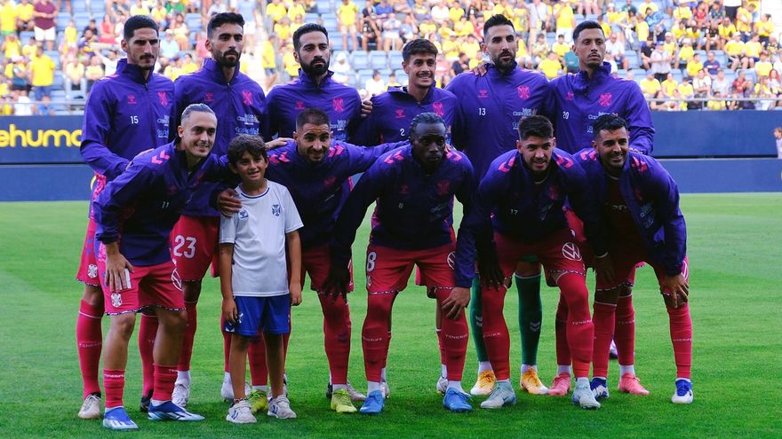 Gayà, “convencido” de que el Tenerife ganará al Racing de Santander