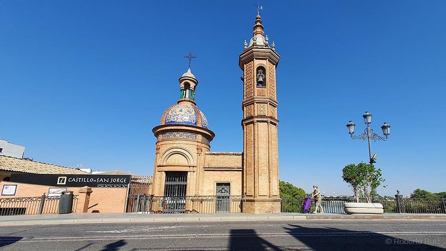 La Capillita del Carmen en Triana.