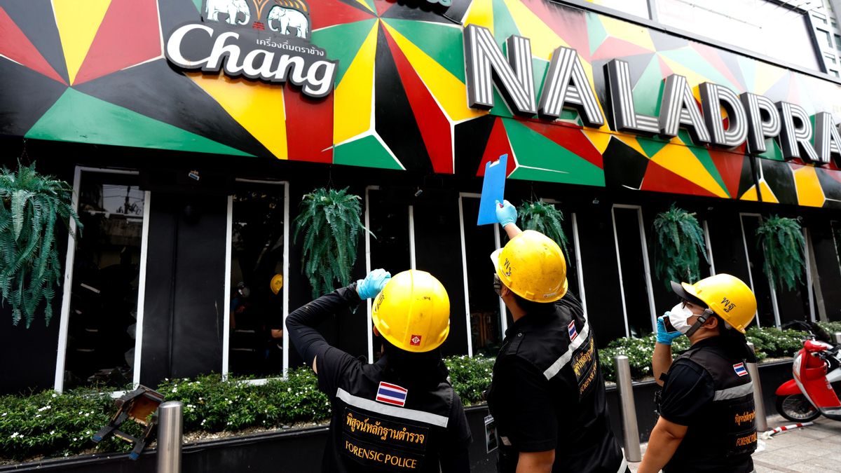 Al menos 27 muertos en el incendio de un bar de Bangkok