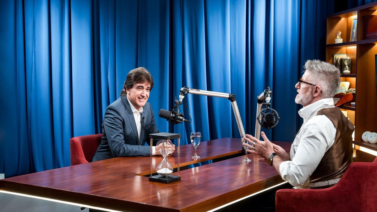 Dante Gebel viajó a la Argentina para reunirse con periodistas y empresarios de medios