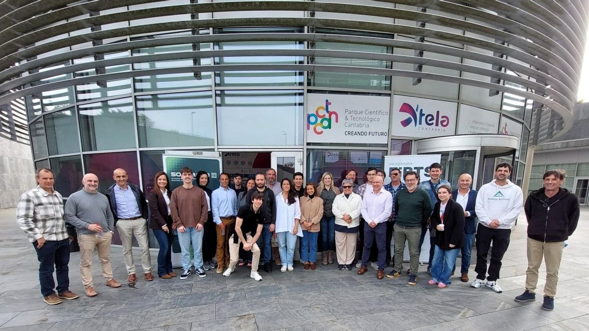 Los diez proyectos con mayor proyección pasarán a la fase de mentoring individual y podrán optar a premios en metálico.