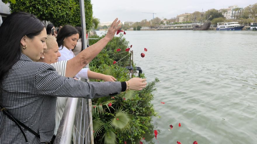 "A los gitanos nos quitan de enmedio con la asimilación": Sevilla se alza en memoria de la comunidad gitana