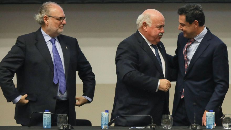 Andalucía abre una investigación a su ex número dos en Salud por los contratos a dedo a la empresa que le ha fichado