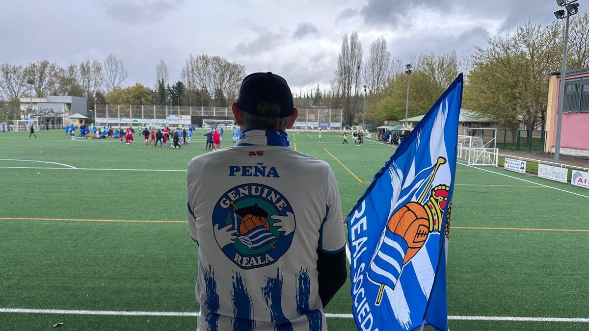 Hincha de la Real Sociedad Genuine en el Torneo Torneo Comunidad Foral de Navarra F8 Inclusivo