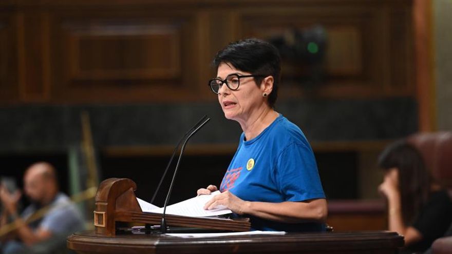 La diputada de ERC María Carvalho, interviene este jueves ante el Pleno del Congreso, donde la vicepresidenta en funciones, Carmen Calvo, ha comparecido para explicar la crisis del Open Arms.
