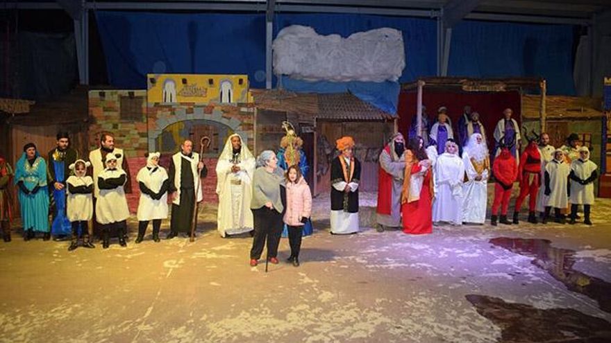 Todo el pueblo de Matachana participó en este original Musical en su Belén Viviente.