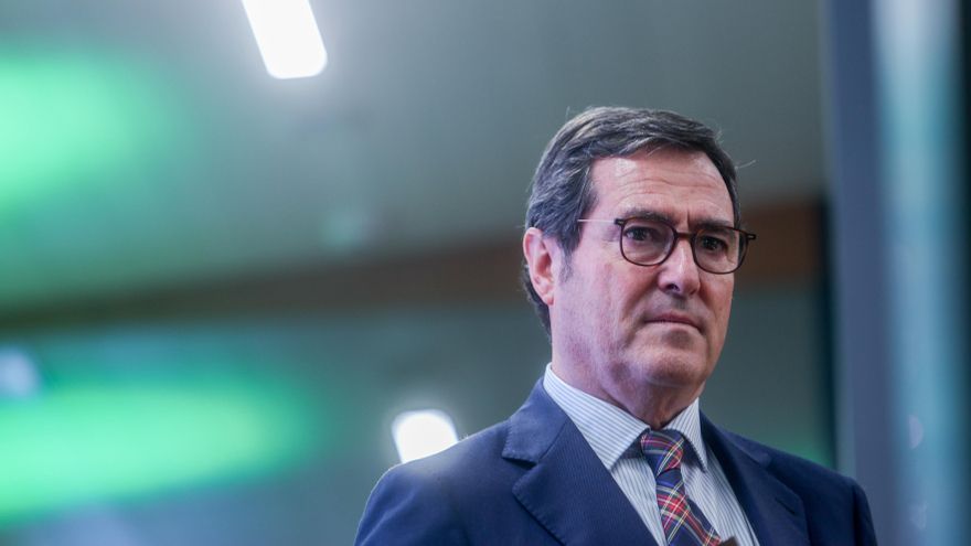 Los empresarios no irán a la reunión con Trabajo para la subida del salario mínimo