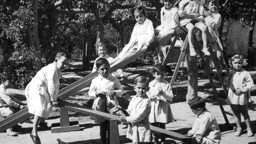 Educación sin brújula: ¿pública, popular o populista?