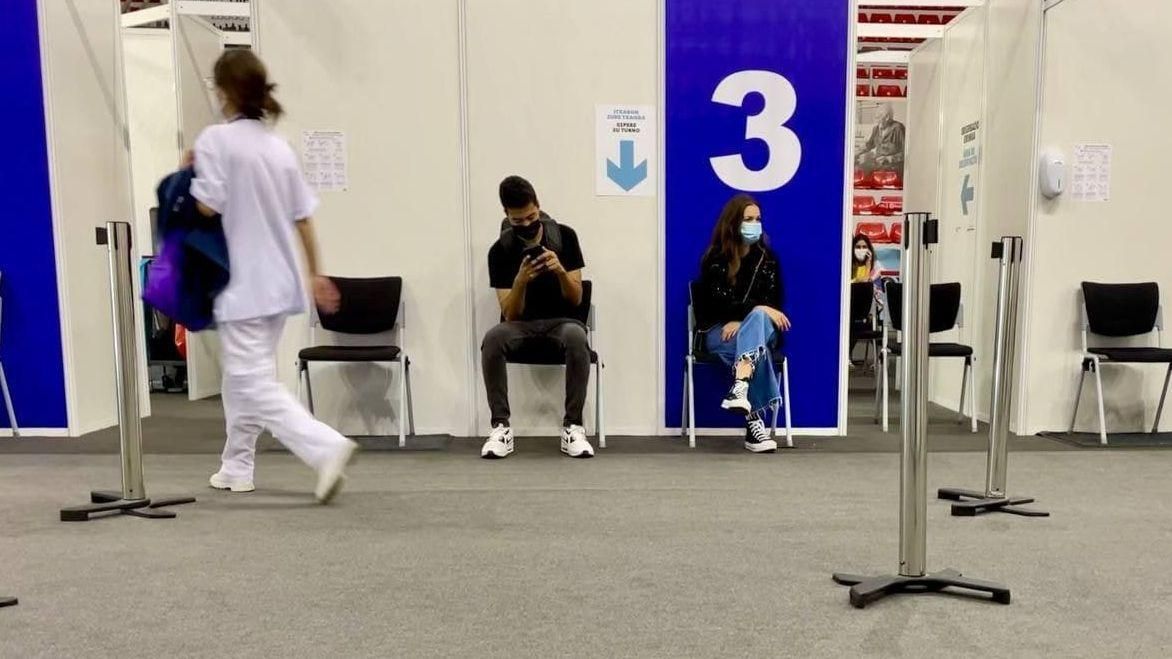 Euskadi baja la persiana de los vacunódromos tras administrar más de dos millones de dosis