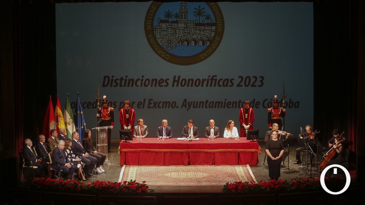 Acto de entrega de las Medallas de la Ciudad concedidas por el Ayuntamiento de Córdoba