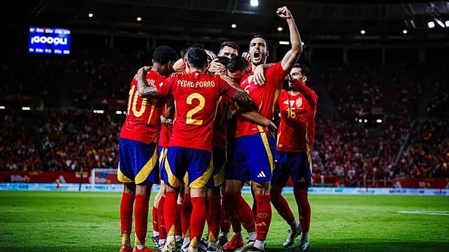 España da un golpe de líder antes de su visita a Córdoba