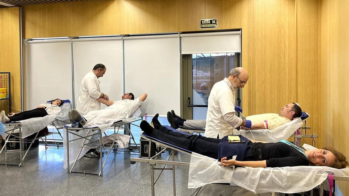 Participación y compromiso solidario en la jornada de donación de sangre del Hospital Quirónsalud