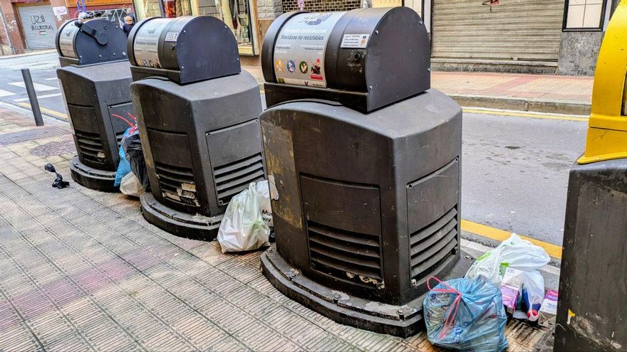 Una subida del 40% pone fin a ocho meses de huelga en la recogida neumática de Barakaldo, Llodio y Galdakao