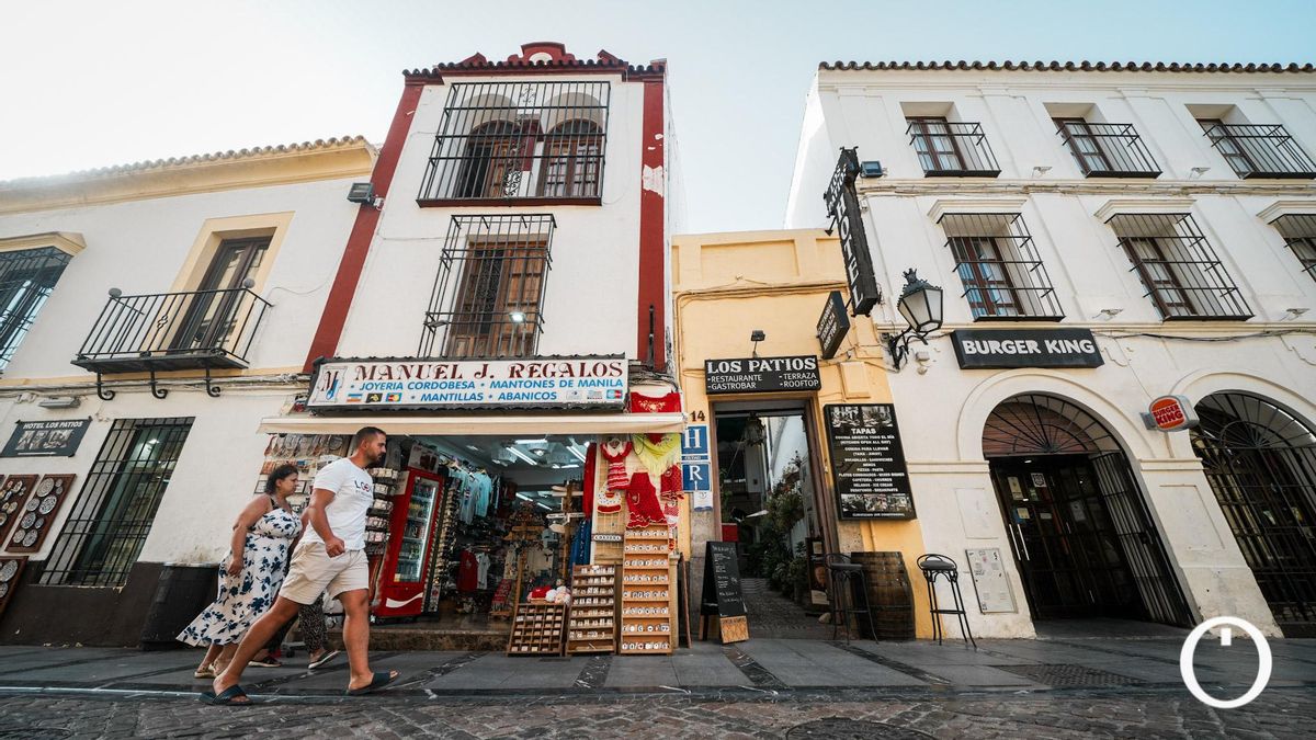 Casas frente la Puerta del Perdón donde se encontraba la botica de Pedro Ruiz de Valencia