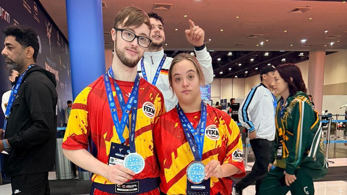 Antonio Romero y Laura Molina, subcampeones del mundo de Kick Boxing inclusivo